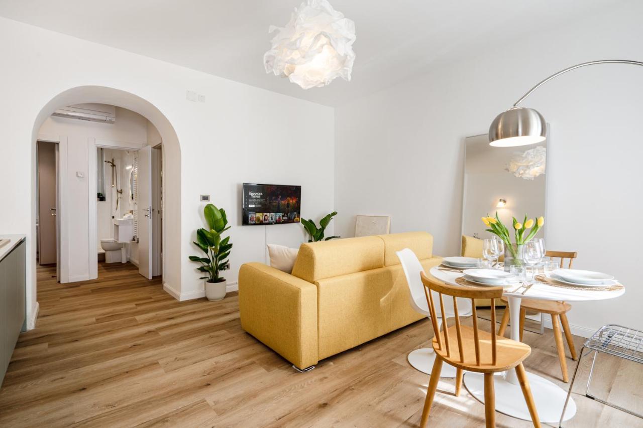 San Giusto Apartment Триест Экстерьер фото